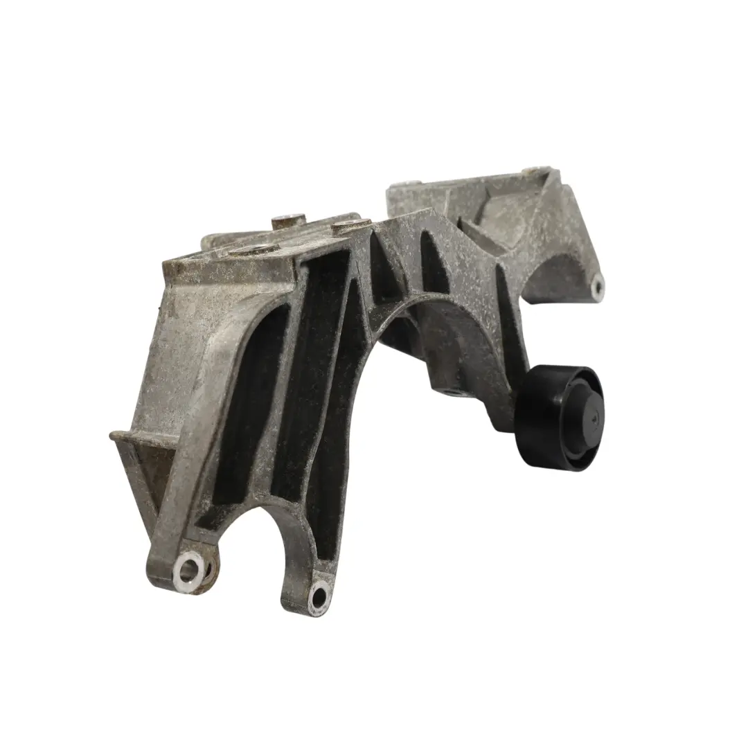 7L Soporte De Montaje Del Alternador para Volkswagen Touareg con número de pieza 022260087F Volkswagen Touareg 7L Soporte De Montaje Del Alternador - SKU 022260087F - Número de pieza 022260087F