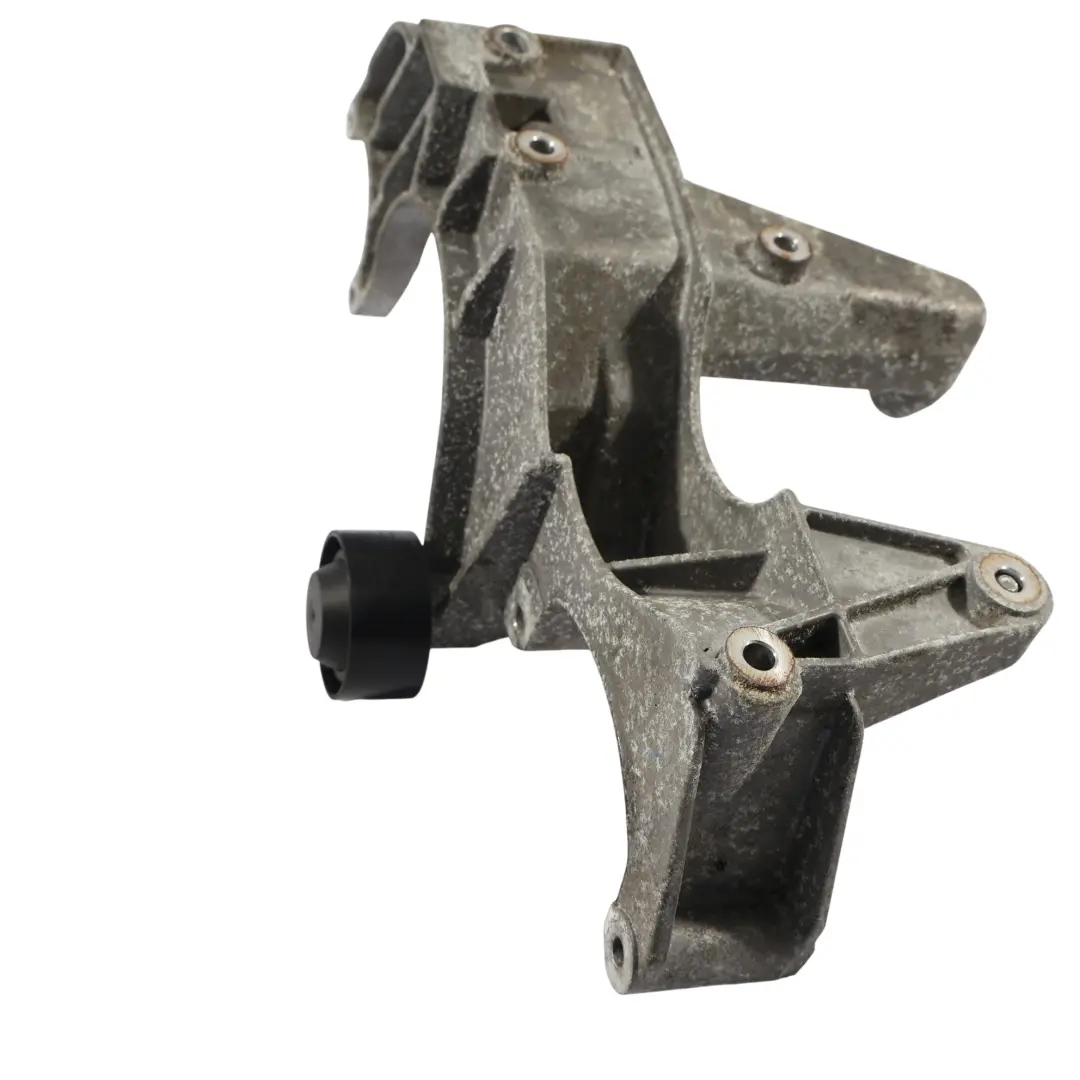 Volkswagen Touareg 7L Uchwyt Montażowy Alternatora - SKU 022260087F - Numer Części 022260087F