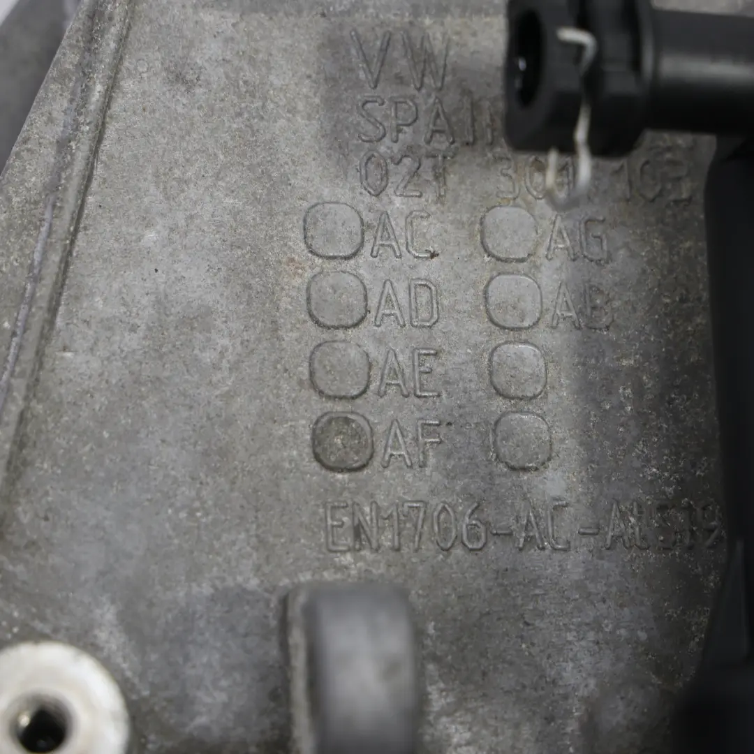 CZCA Manual Gearbox 6-Speed SEB WARRANTY to Audi A1 8X 1.4 TSI with Part number 02U300051F Audi A1 8X 1.4 TSI CZCA Manual Gearbox 6-Speed SEB WARRANTY - SKU 02U300051F - Part number 02U300051F