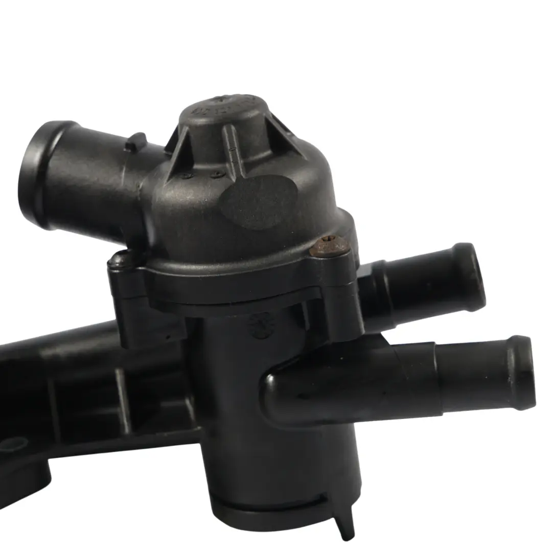 Mk5 Audi A3 8P Boîtier De Thermostat 1.6 FSI BLF pour Volkswagen Golf à propos du numéro de pièce 03C121111H Volkswagen Golf Mk5 Audi A3 8P Boîtier De Thermostat 1.6 FSI BLF - SKU 03C121111H - Numéro de pièce 03C121111H
