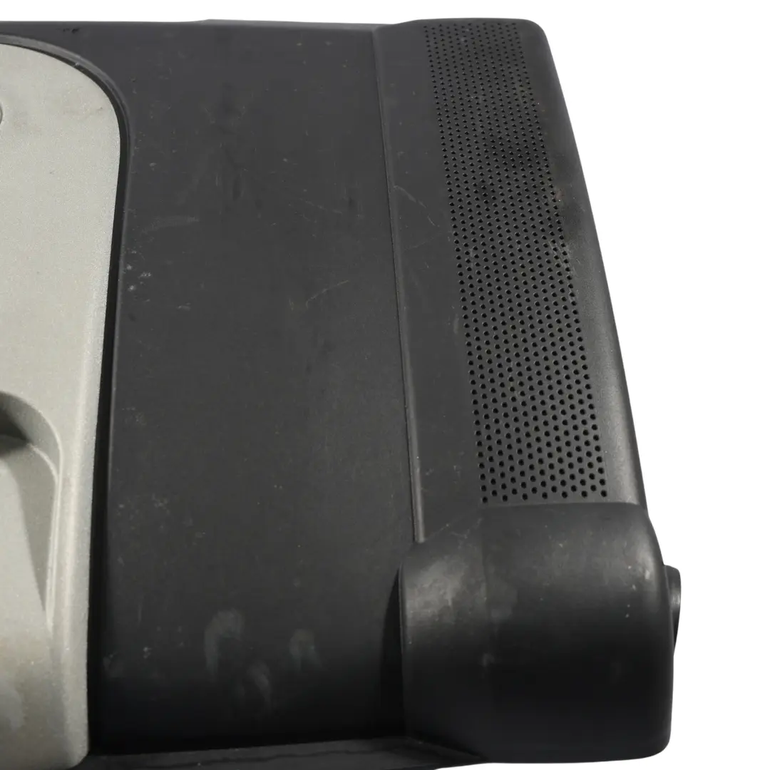 Volkswagen Golf Mk5 Tapa Superior Motor Filtro Aire 1.6 FSI BLF - SKU 03C129607N-1 - Número de pieza 03C129607N