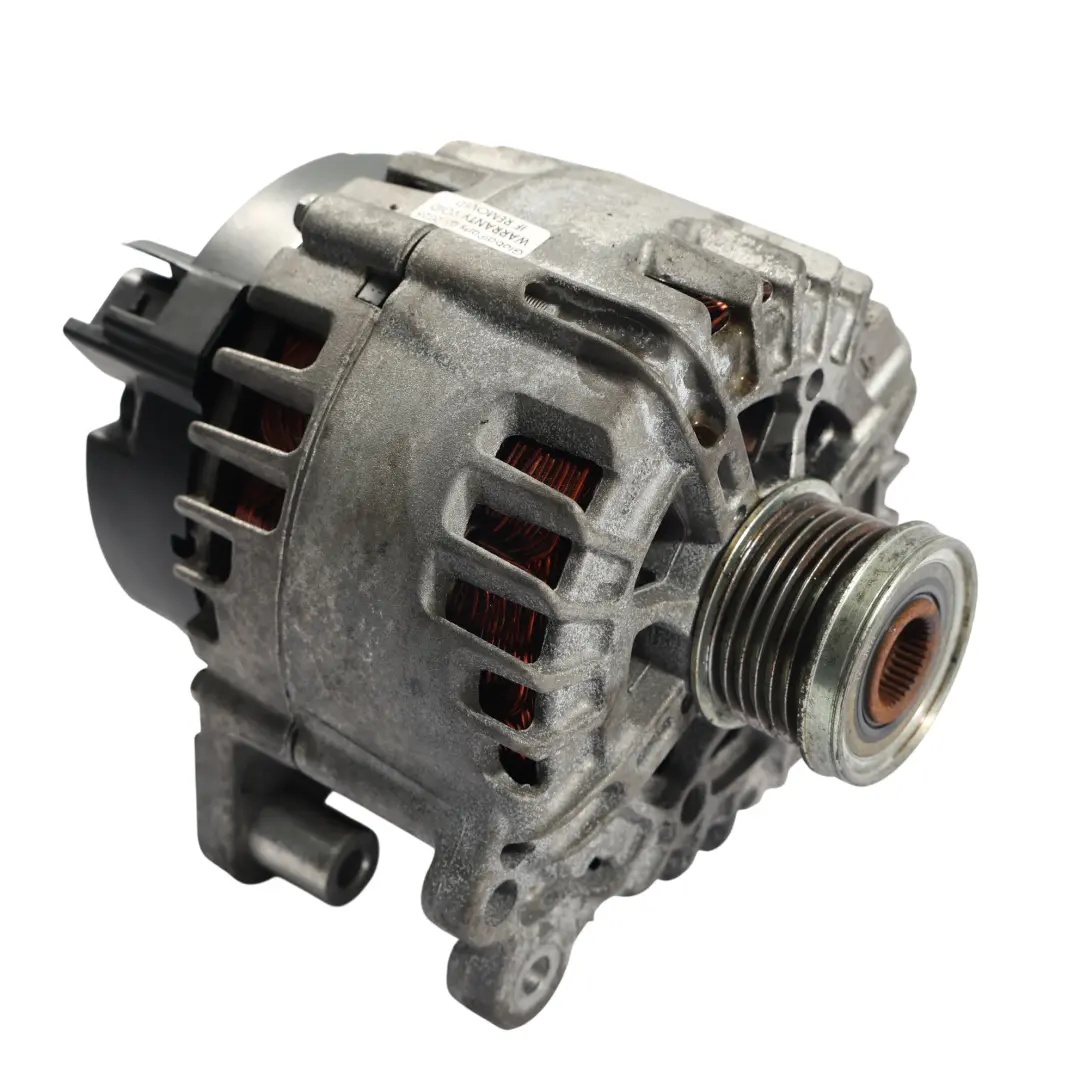 Alternator 1.4 TFSI do Audi A1 8X A3 8P VW Passat B7 o numerze 03C903023T Audi A1 8X A3 8P VW Passat B7 Alternator 1.4 TFSI - SKU 03C903023T - Numer Części 03C903023T