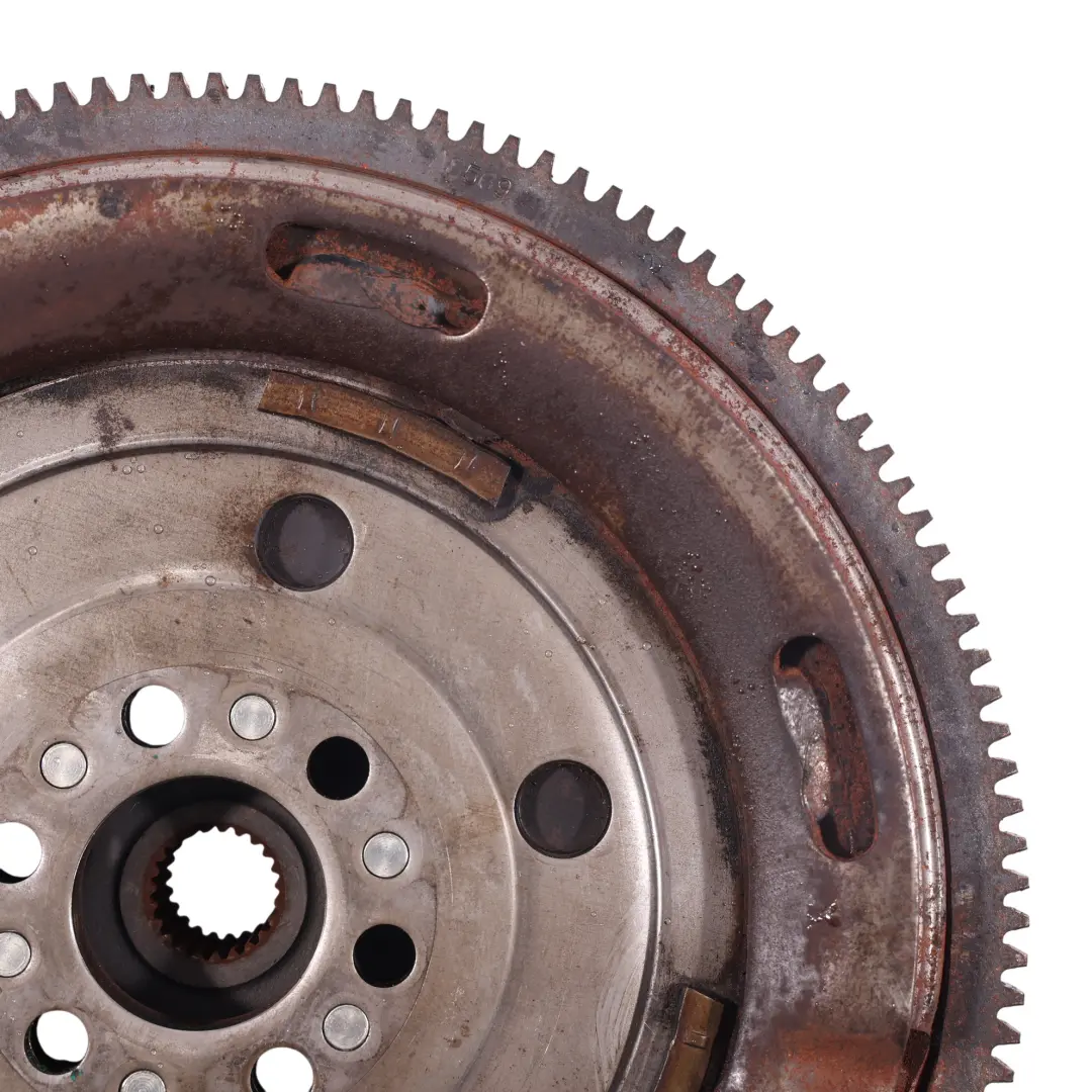 Volano Doppia Massa Cambio Automatico 280mm 2.0 TDI CAGB per Audi A6 C6 con numero di parte 03G105317C Audi A6 C6 Volano Doppia Massa Cambio Automatico 280mm 2.0 TDI CAGB - SKU 03G105317C - Numero di parte 03G105317C