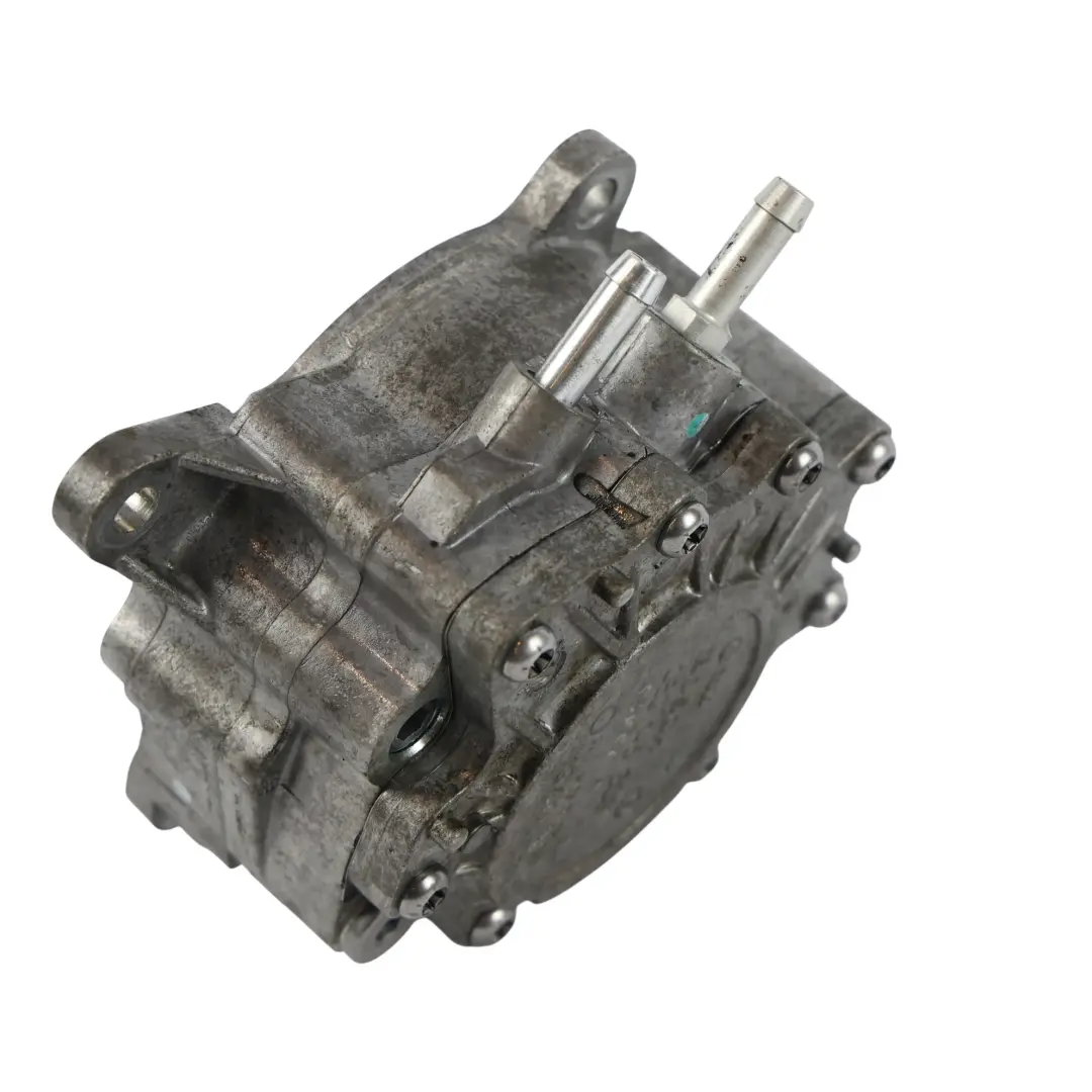 Pompe à vide moteur diesel pour VW Volkswagen Golf 5 Audi A3 8P 2.0 TDI à propos du numéro de pièce 03G145209C VW Volkswagen Golf 5 Audi A3 8P 2.0 TDI Pompe à vide moteur diesel - SKU 03G145209C - Numéro de pièce 03G145209C