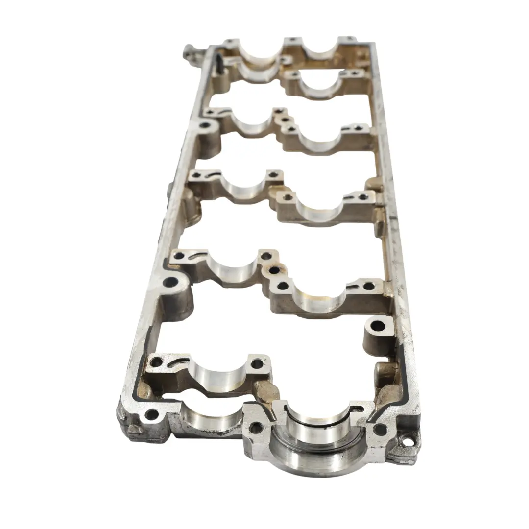 Płyta Głowicy Silnika 2.0 TDI 03L103286 do Audi A4 B8 A6 C7 VW Golf VI o numerze 03L103265D Audi A4 B8 A6 C7 VW Golf VI Płyta Głowicy Silnika 2.0 TDI 03L103286 - SKU 03L103265D-2 - Numer Części 03L103265D