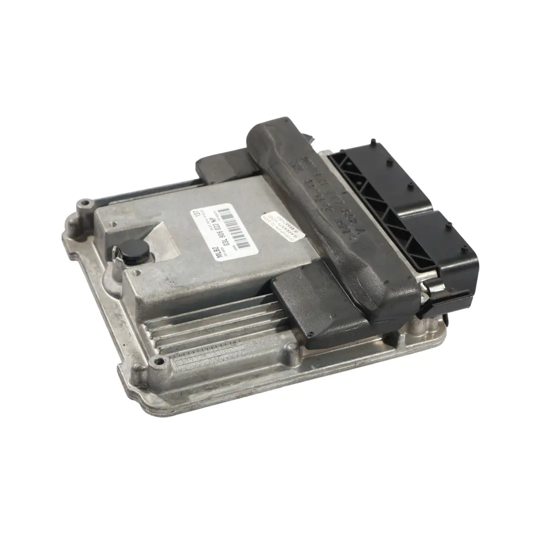 CAHA 170HP Diesel Motor Control ECU Manual para Audi A4 B8 A5 8T 2.0 TDI con número de pieza 03L906022NP Audi A4 B8 A5 8T 2.0 TDI CAHA 170HP Diesel Motor Control ECU Manual - SKU 03L906022NP - Número de pieza 03L906022NP