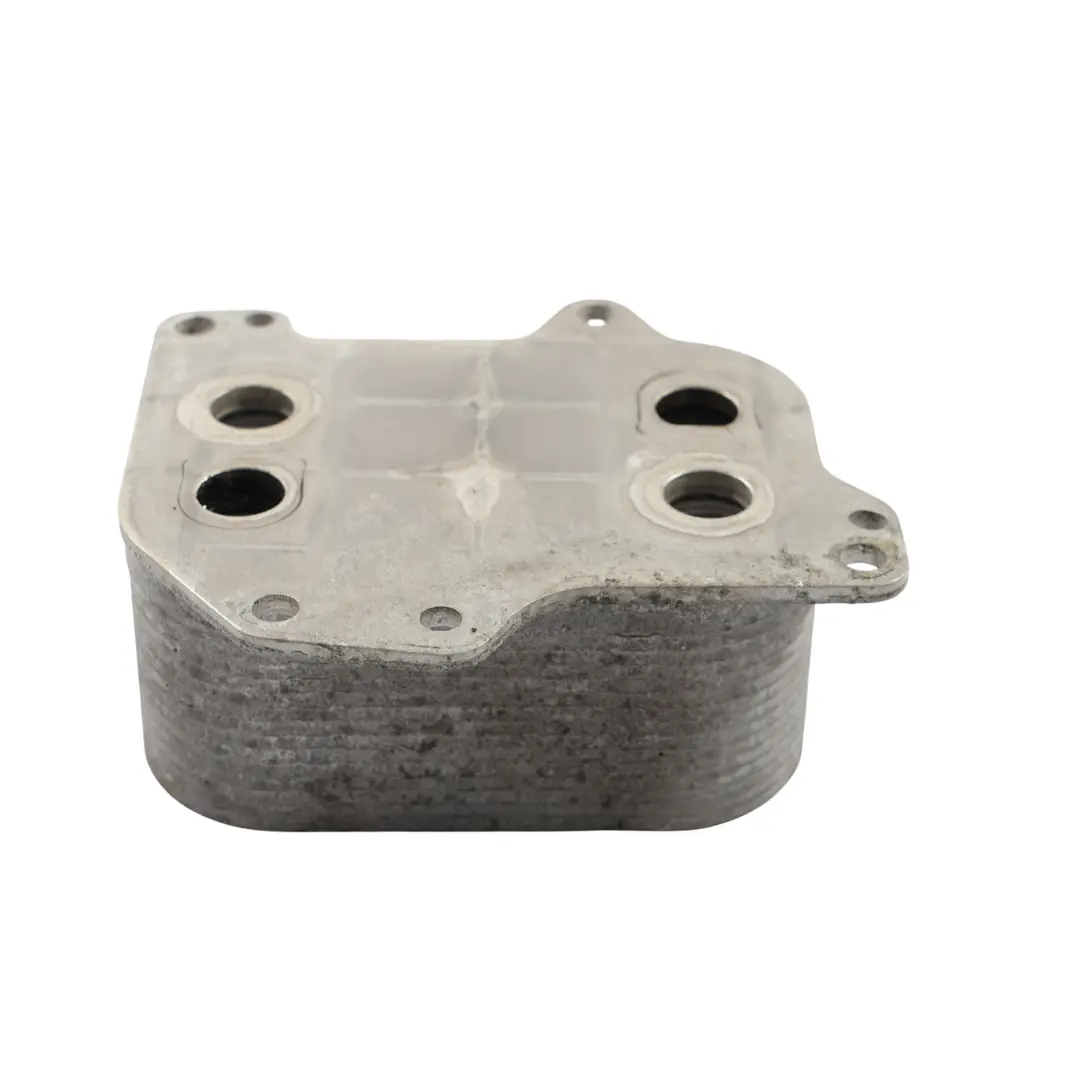 Unità Di Raffreddamento Olio 1.6 TDI Diesel per Audi A3 8V A4 B8 con numero di parte 03N117021 Audi A3 8V A4 B8 Unità Di Raffreddamento Olio 1.6 TDI Diesel - SKU 03N117021 - Numero di parte 03N117021