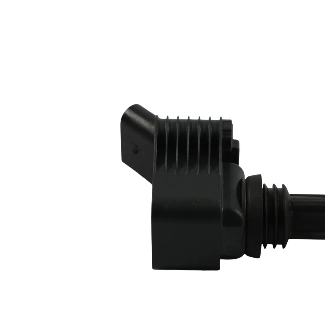 Volkswagen Scirocco Mk3 CZCA Essence Bobine Allumage Haute Tension - SKU 04C905110J - Numéro de pièce 04C905110J