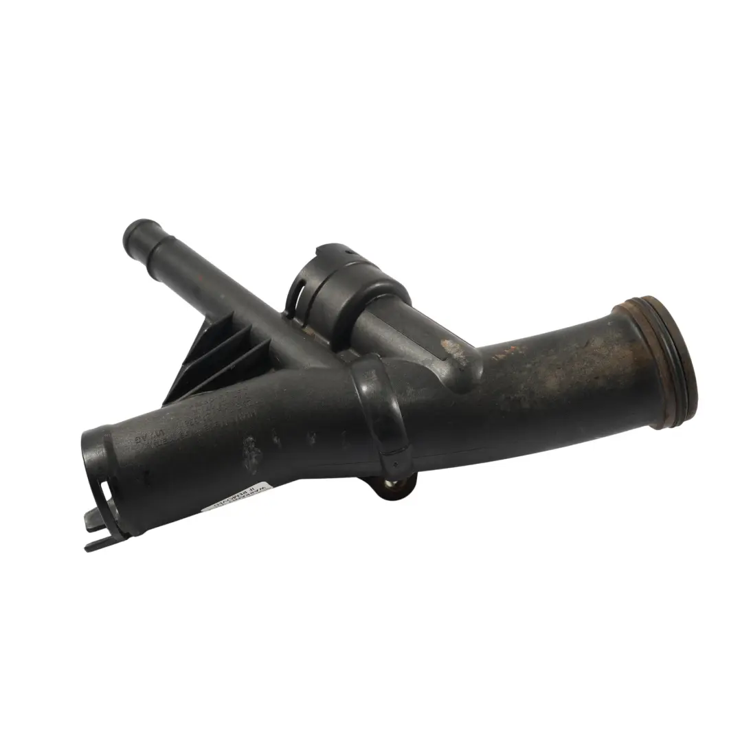 Audi A3 8V VW Golf Mk7 Thermostat Housing Coupling 2.0 TDI - SKU 04L121071E - Part number 04L121071E