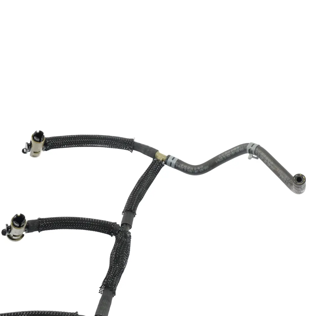 5G Manguera Retorno Combustible Inyector 1.6 TDI DGTE para VW Golf Mk7 con número de pieza 04L130235B VW Golf Mk7 5G Manguera Retorno Combustible Inyector 1.6 TDI DGTE - SKU 04L130235B - Número de pieza 04L130235B