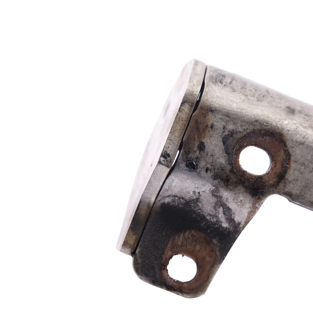 Audi A4 B8 A5 8T Support Collecteur Échappement Fixation Diesel - SKU 04L131561E - Numéro de pièce 04L131561E