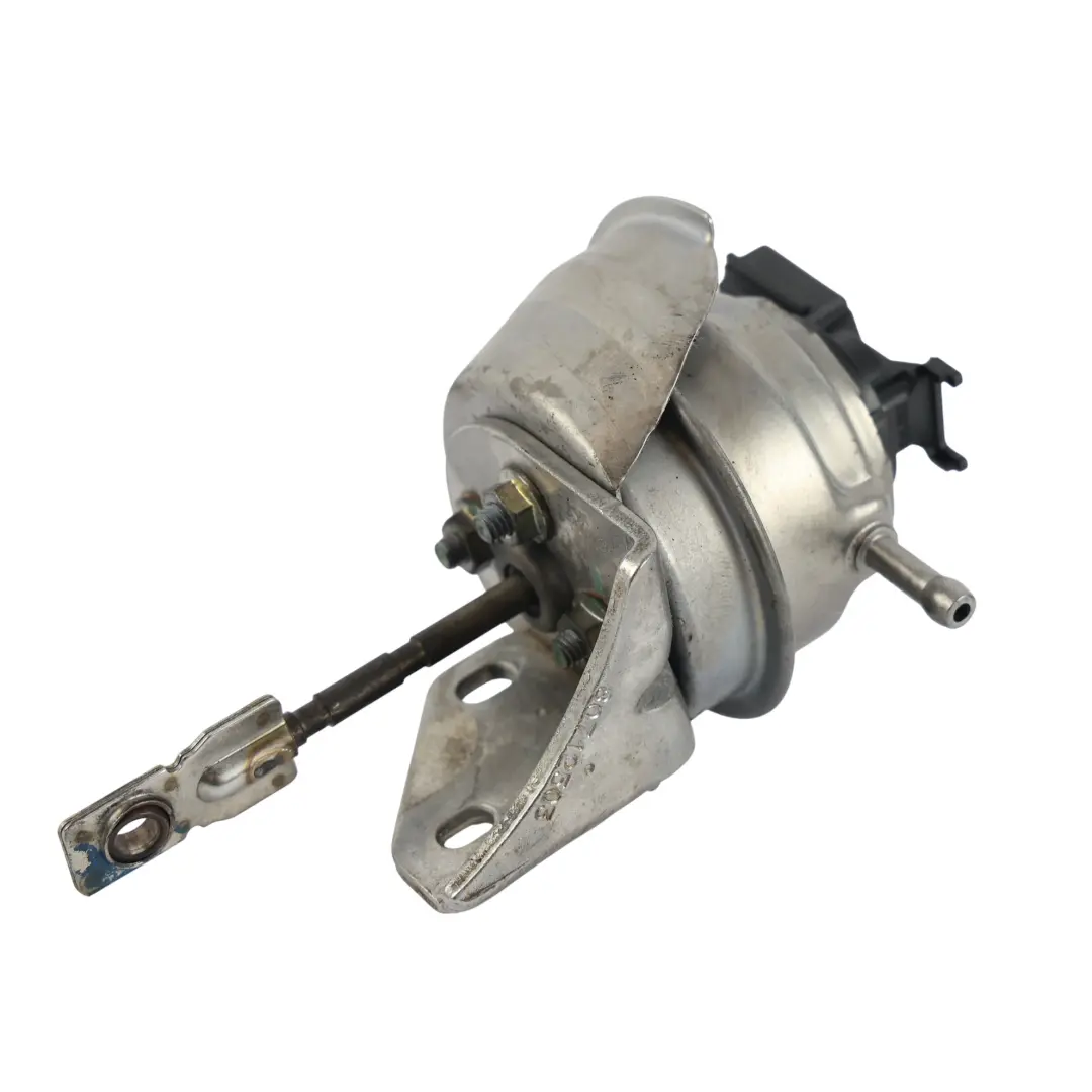 Volkswagen Scirocco Mk3 Nastawnik Turbosprężarki 2.0 TDI CUWA - SKU 04L253010E-1 - Numer Części 04L253010E