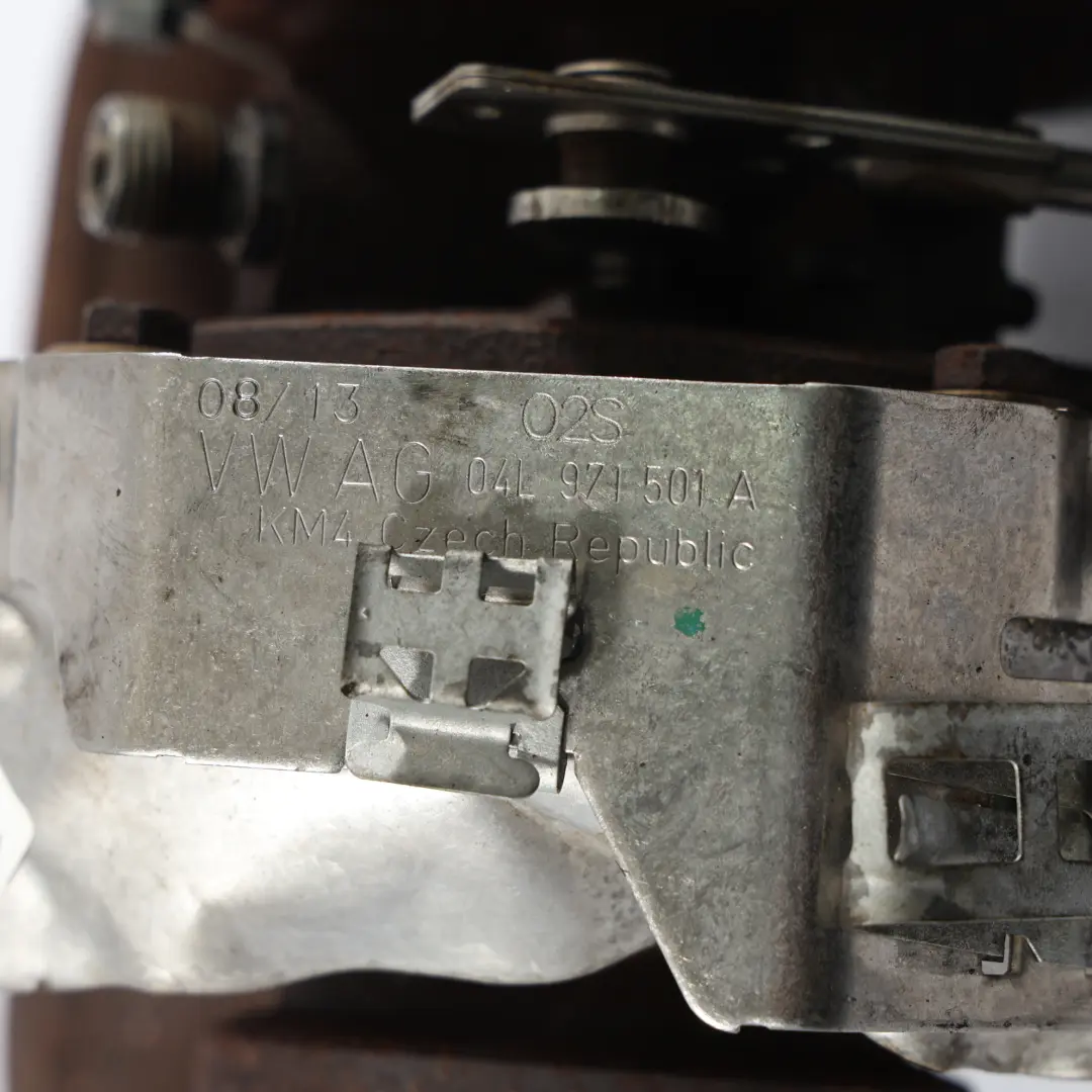 Turbosprężarka Kolektor Wydechowy 2.0 TDI Diesel do Audi A3 8V o numerze 04L253019Q Audi A3 8V Turbosprężarka Kolektor Wydechowy 2.0 TDI Diesel - SKU 04L253019Q - Numer Części 04L253019Q