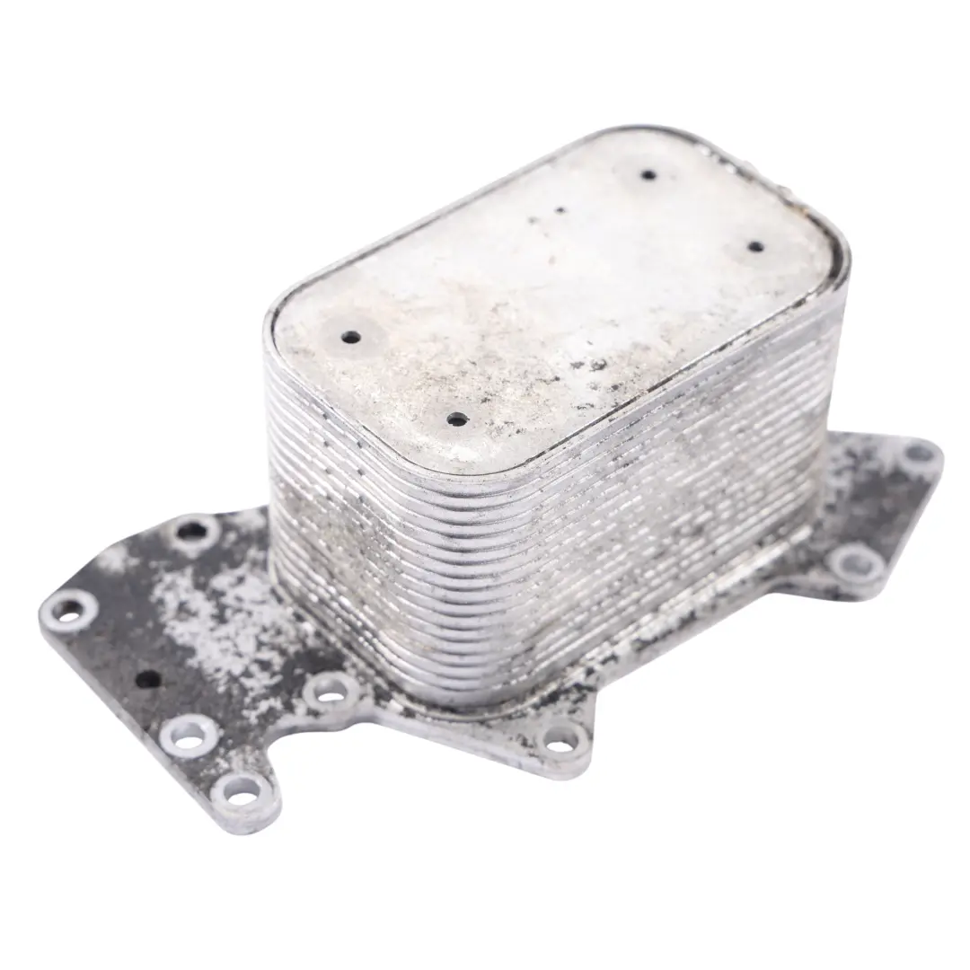 7L Audi Q7 4L A6 C6 Radiatore Olio Motore 3.0 TDI per Volkswagen Touareg con numero di parte 059117021J Volkswagen Touareg 7L Audi Q7 4L A6 C6 Radiatore Olio Motore 3.0 TDI - SKU 059117021J - Numero di parte 059117021J