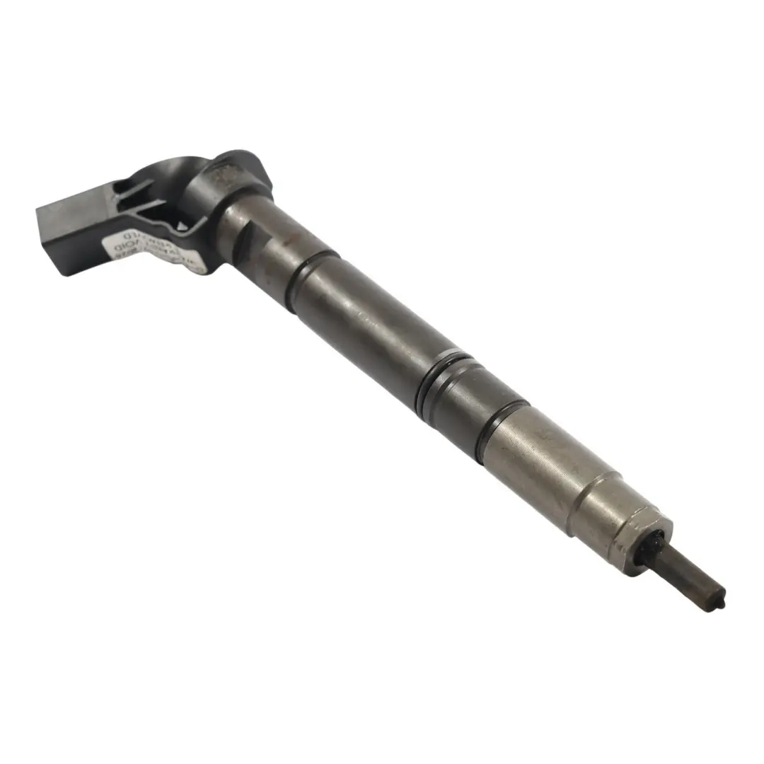 4K Ugello Iniettore Motore Diesel 3.0 TDI per Audi A6 C8 A7 con numero di parte 059130277FE Audi A6 C8 A7 4K Ugello Iniettore Motore Diesel 3.0 TDI - SKU 059130277FE - Numero di parte 059130277FE