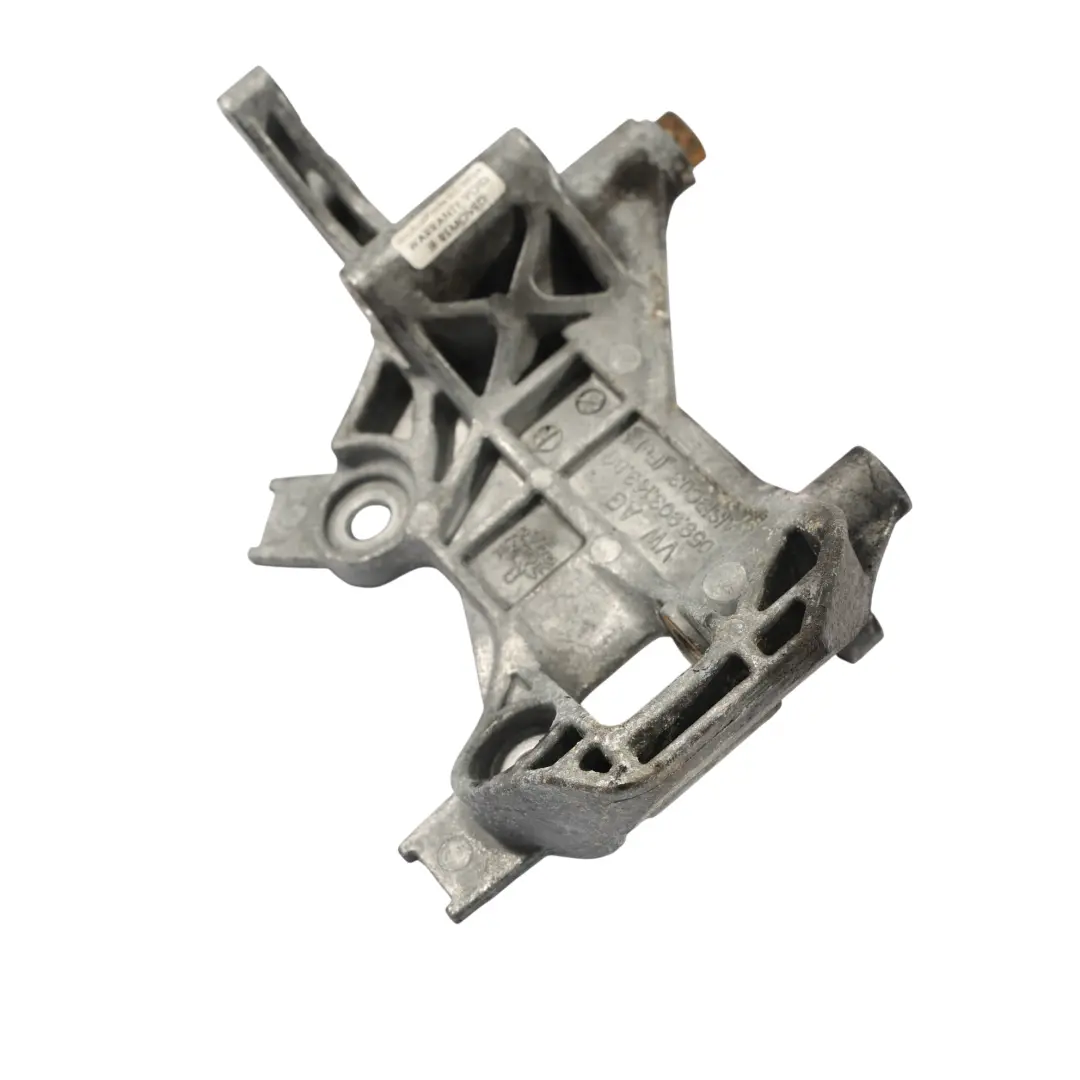 4G8 Q7 4M Staffa Di Fissaggio Dell'Alternatore per Audi A7 con numero di parte 059903143BG Audi A7 4G8 Q7 4M Staffa Di Fissaggio Dell'Alternatore - SKU 059903143BG - Numero di parte 059903143BG