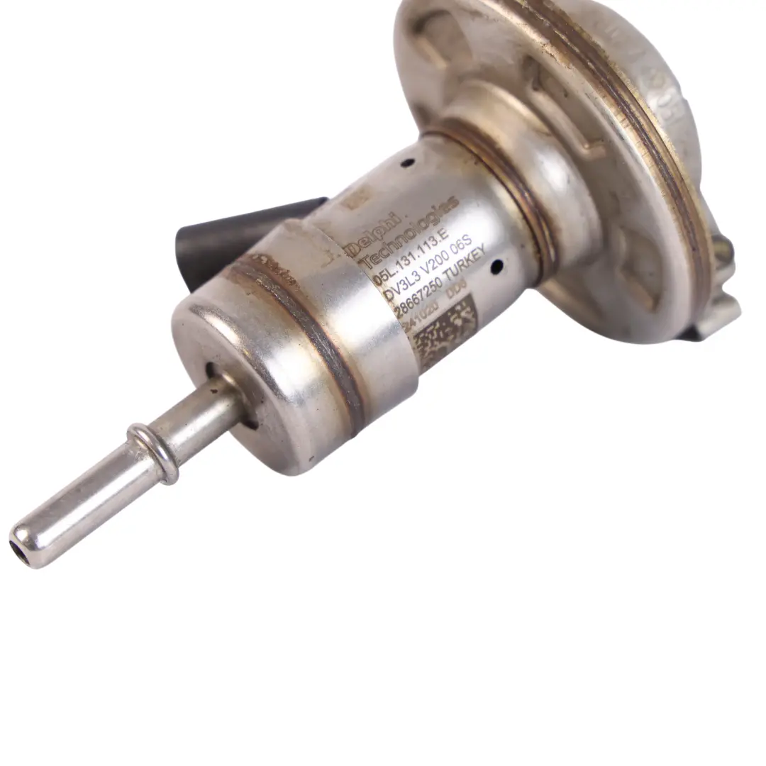 Ugello Iniettore Carburante Adblue 2.0 TDI per Audi Q3 F3 con numero di parte 05L131113E Audi Q3 F3 Ugello Iniettore Carburante Adblue 2.0 TDI - SKU 05L131113E - Numero di parte 05L131113E