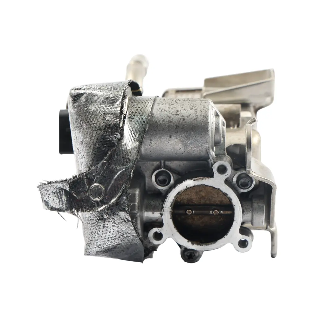 Chłodnica Spalin Zawór EGR 2.0 TDI do Audi A4 B9 A5 F5 o numerze 05L131512 Audi A4 B9 A5 F5 Chłodnica Spalin Zawór EGR 2.0 TDI - SKU 05L131512 - Numer Części 05L131512