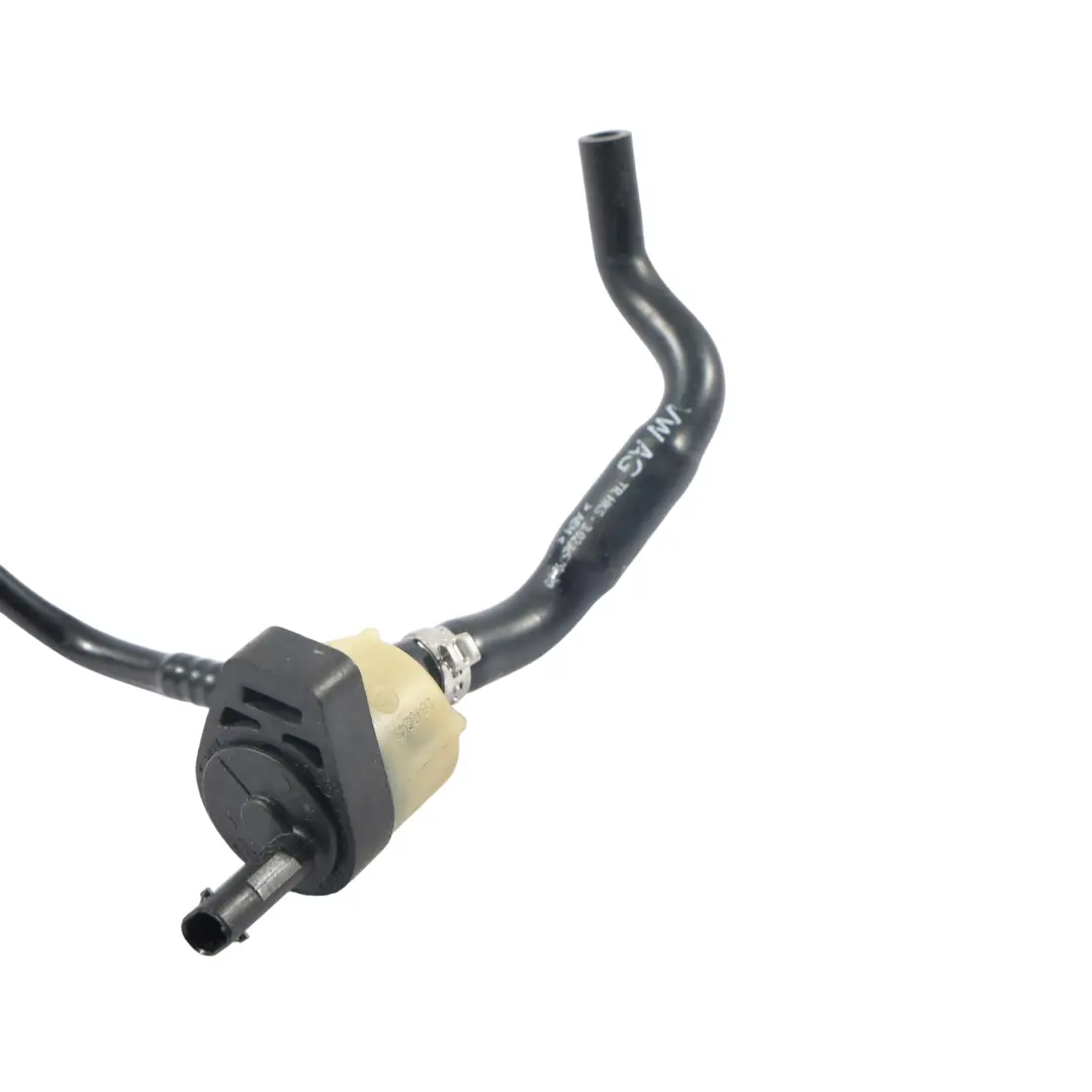 Tubo Sfiato Carter Motore per Audi S4 B8 A5 8T con numero di parte 06E103207AE Audi S4 B8 A5 8T Tubo Sfiato Carter Motore - SKU 06E103207AE - Numero di parte 06E103207AE