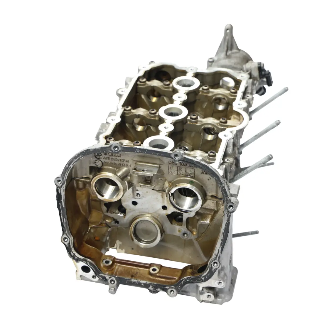 Głowica Silnika Cylindry 4-6 3.0 TFSI do Audi A4 S4 B8 A5 S5 8T o numerze 06E103403M Audi A4 S4 B8 A5 S5 8T Głowica Silnika Cylindry 4-6 3.0 TFSI - SKU 06E103403M - Numer Części 06E103403M