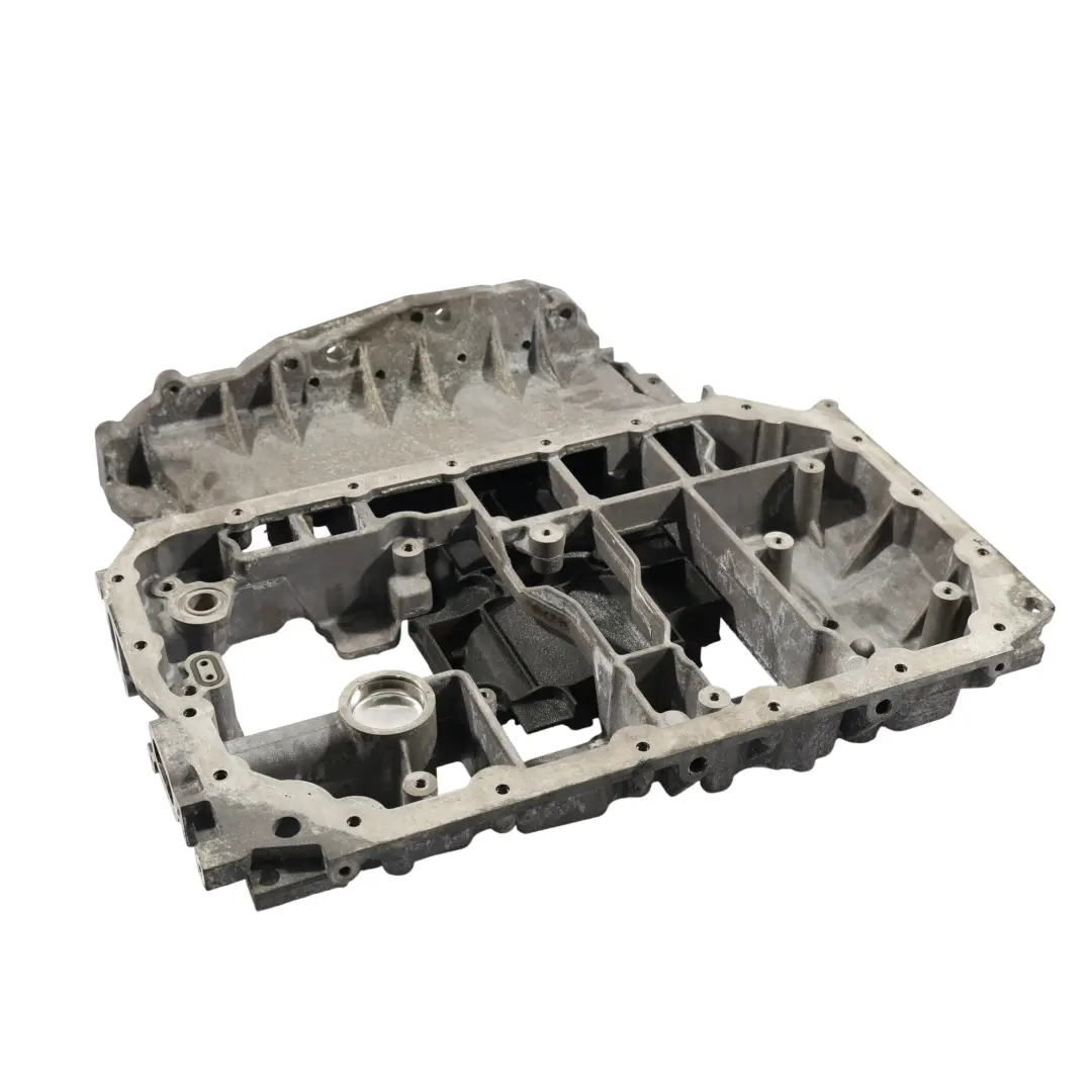 CAKA Pannello Superiore Coppa Olio Motore per Audi S4 B8 S5 8T 3.0 TFSI con numero di parte 06E103603P Audi S4 B8 S5 8T 3.0 TFSI CAKA Pannello Superiore Coppa Olio Motore - SKU 06E103603P - Numero di parte 06E103603P