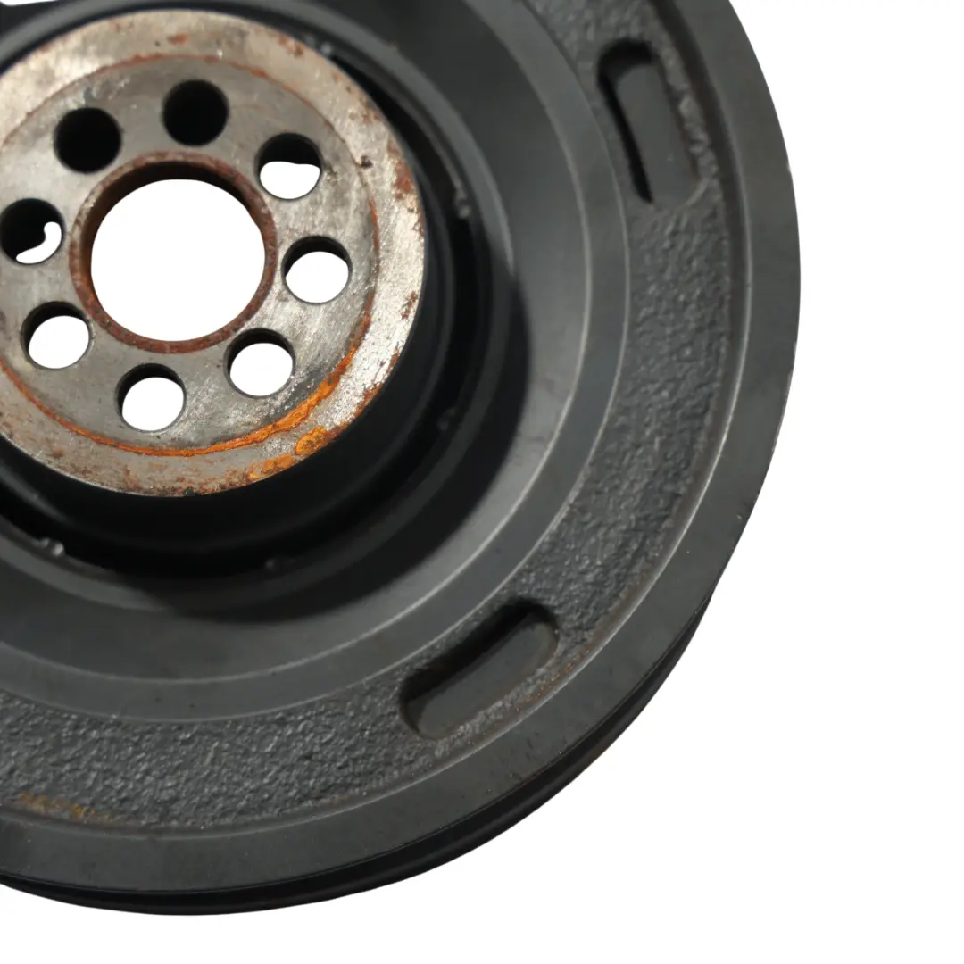 Puleggia Smorzatore Albero 3.0 TFSI per Audi A4 B8 A5 8T A6 C7 con numero di parte 06E105251F Audi A4 B8 A5 8T A6 C7 Puleggia Smorzatore Albero 3.0 TFSI - SKU 06E105251F - Numero di parte 06E105251F