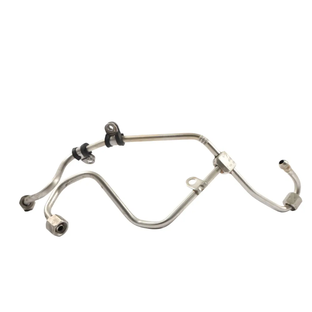 Tubería De Entrada Del Inyector De Combustible para Audi A4 A6 A8 con número de pieza 06E127501P Audi A4 A6 A8 Tubería De Entrada Del Inyector De Combustible - SKU 06E127501P - Número de pieza 06E127501P