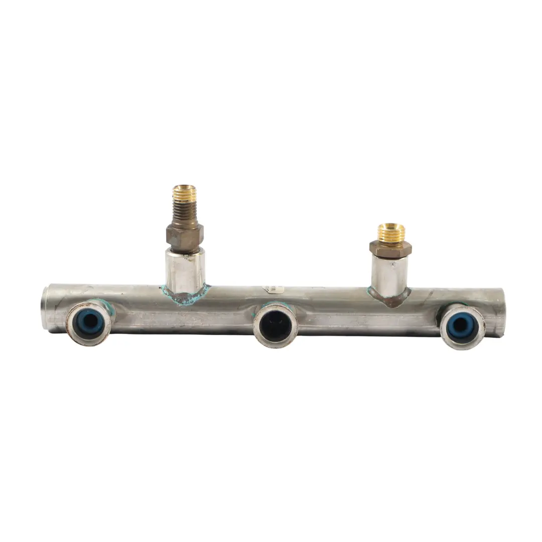 Audi A4 A6 A8 Fuel Rail Right O/S - SKU 06E130090C - Part number 06E130090C