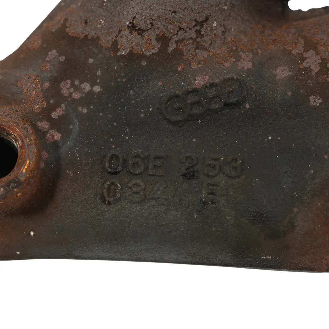 Motore Collettore Di Scarico Destro 3.2 FSI AUK BKH 06E253034E per Audi A4 B7 con numero di parte 06E253032B Audi A4 B7 Motore Collettore Di Scarico Destro 3.2 FSI AUK BKH 06E253034E - SKU 06E253032B - Numero di parte 06E253032B