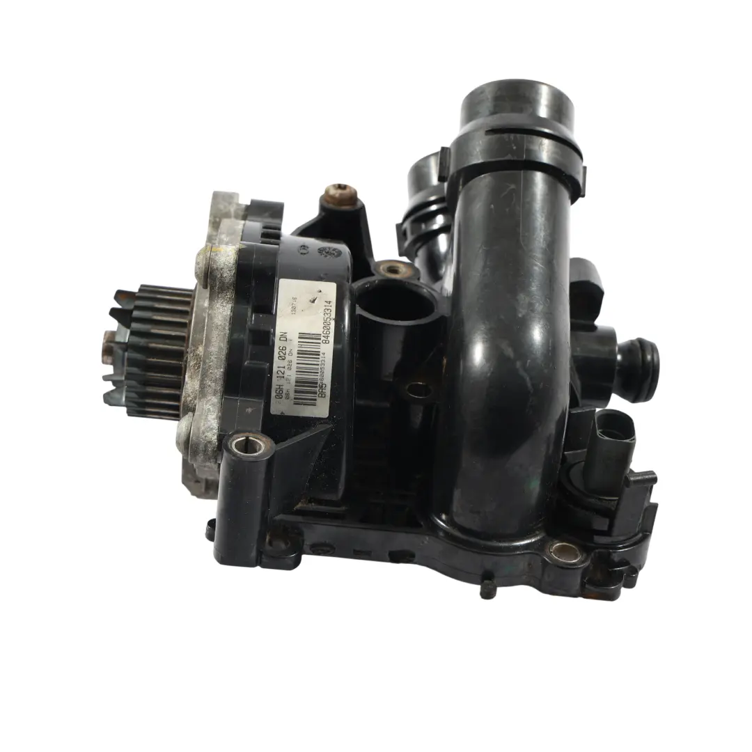 Termostato Regolatore Raffreddamento Pompa per Audi A3 8P VW Passat B7 con numero di parte 06H121026AG Audi A3 8P VW Passat B7 Termostato Regolatore Raffreddamento Pompa - SKU 06H121026AG - Numero di parte 06H121026AG