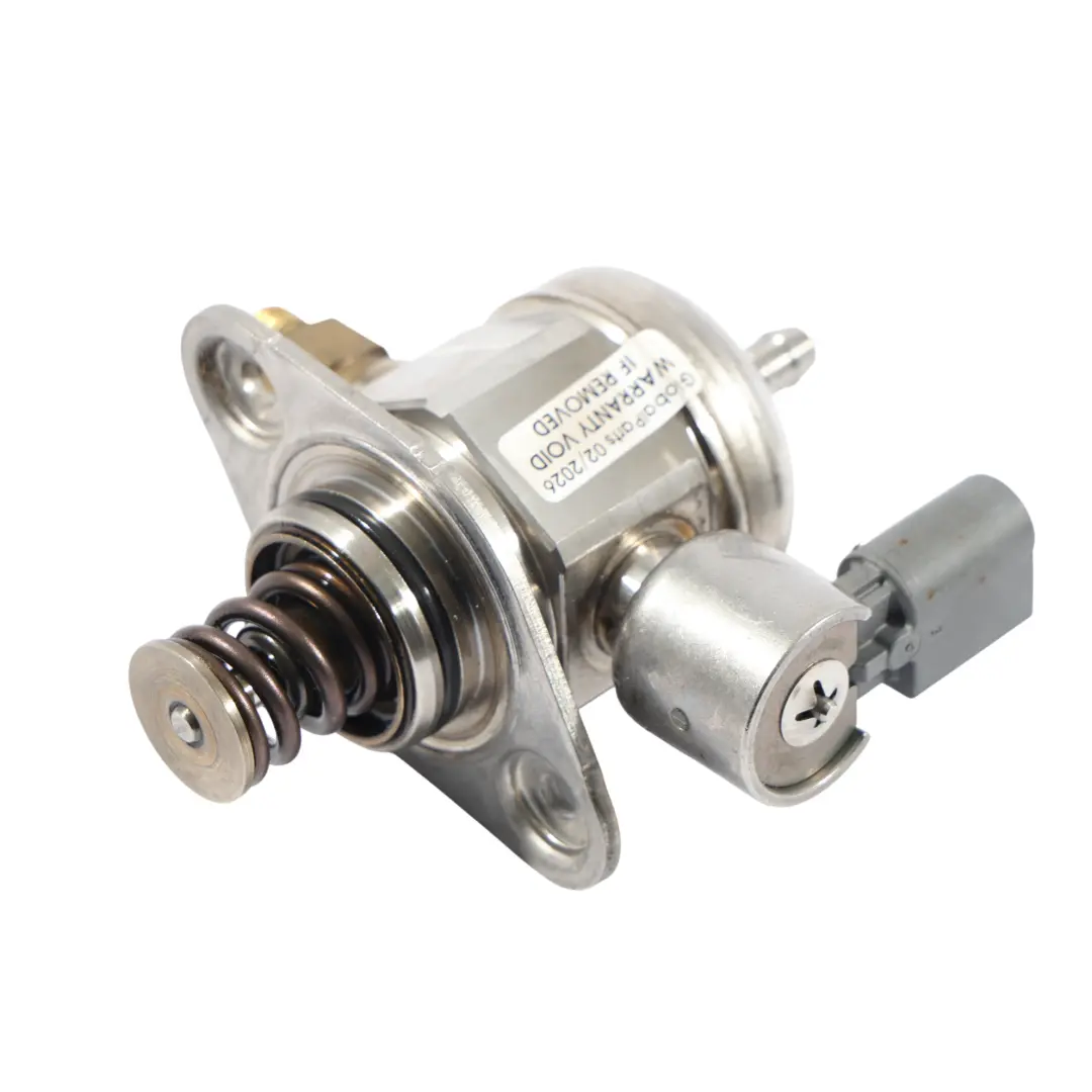 Hochdruck Kraftstoff Pumpe 1.8 TFSI TSI 06H127025G für Audi A3 8P A5 8T VW Passat B6 mit Teilenummer 06H127025K Audi A3 8P A5 8T VW Passat B6 Hochdruck Kraftstoff Pumpe 1.8 TFSI TSI 06H127025G - SKU 06H127025K - Teilenummer 06H127025K