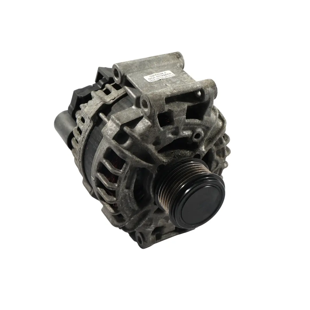 Alternateur Moteur Générateur 2.0 TFSI Essence pour Audi A5 8T A4 B8 à propos du numéro de pièce 06H903017T Audi A5 8T A4 B8 Alternateur Moteur Générateur 2.0 TFSI Essence - SKU 06H903017T - Numéro de pièce 06H903017T