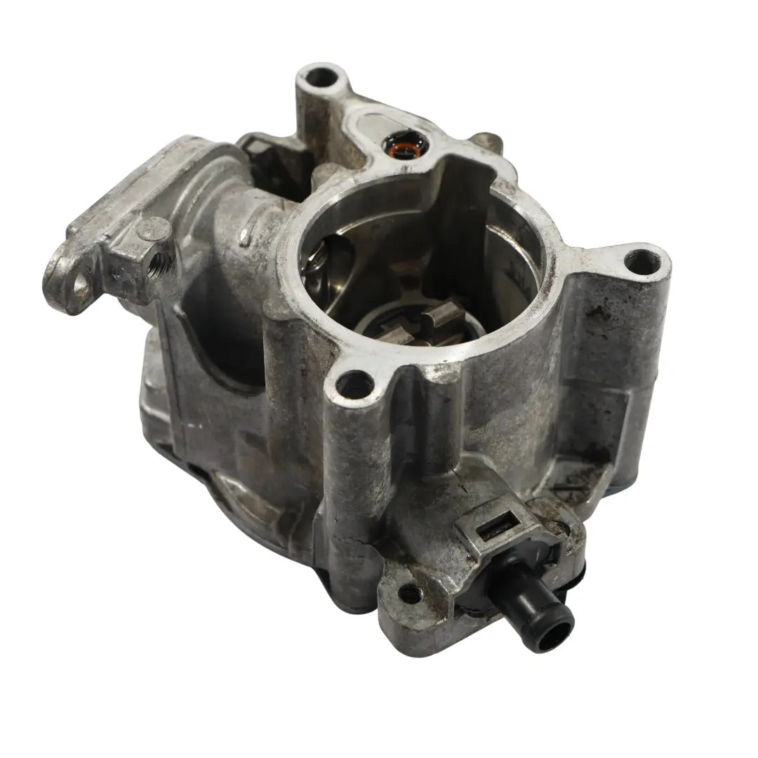 Volkswagen Golf Mk6 5k Vacuum Pump Petrol Engine 2.0 TFSI CCZB - SKU 06J145100AB - Part number 06J145100AB