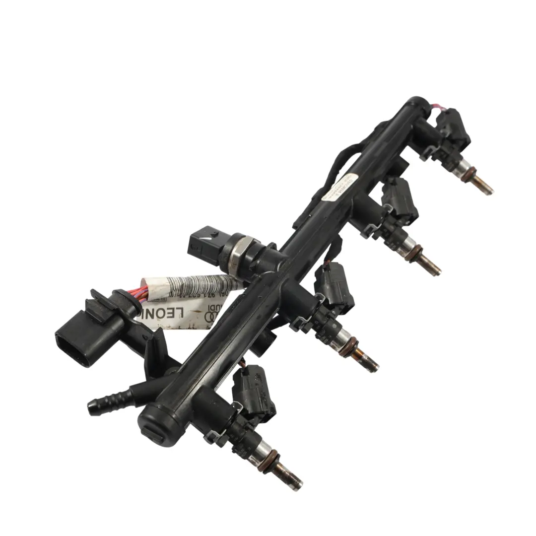 Audi A3 8V Q5 FY Benzina Iniettori Iniezione Rail Linea Tubo - SKU 06K133681C-1 - Numero di parte 06K133681C