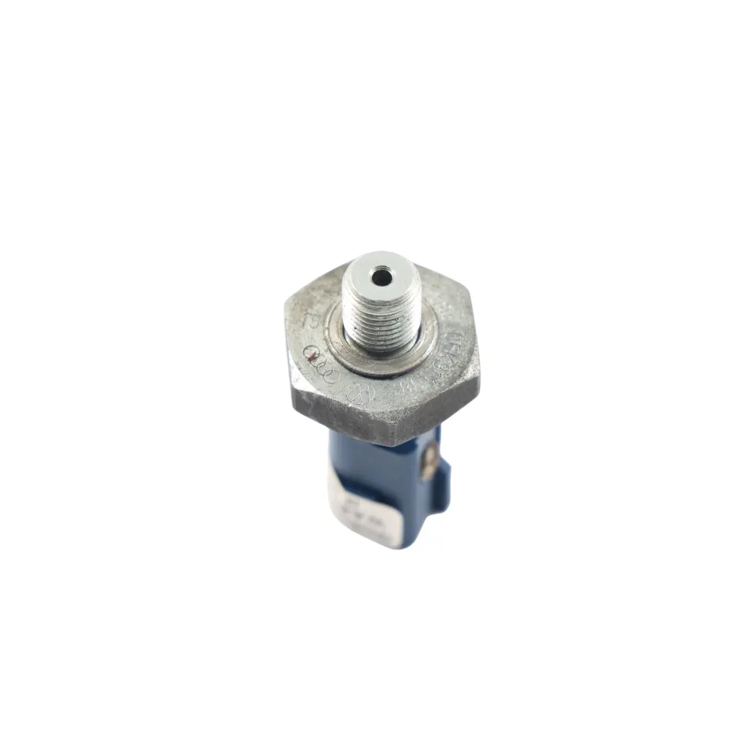 Sensore Pressione Olio Motore 2.0 TFSI per Audi S3 8V VW Golf Mk7 con numero di parte 06K919081 Audi S3 8V VW Golf Mk7 Sensore Pressione Olio Motore 2.0 TFSI - SKU 06K919081 - Numero di parte 06K919081