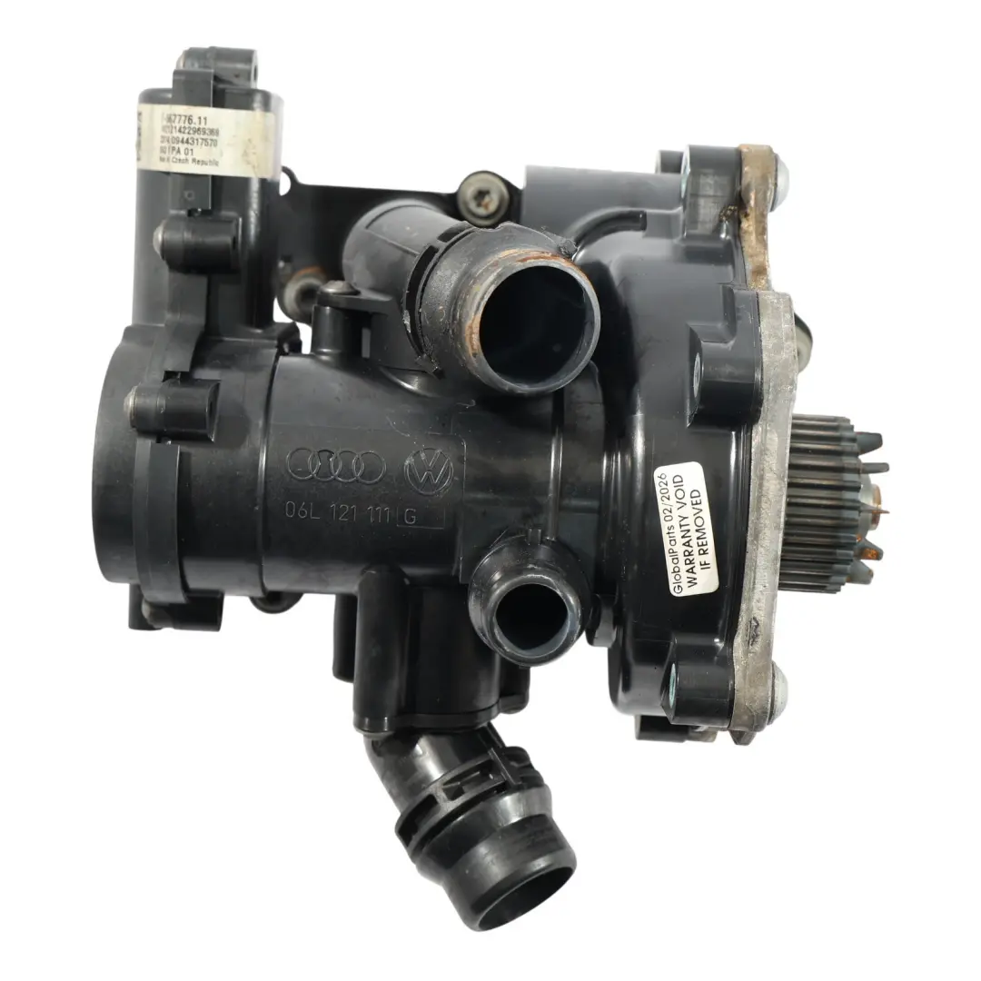 Termostato Carcasa Refrigerante Bomba 2.0 TFSI CNCD para Audi A5 8T con número de pieza 06L121111G Audi A5 8T Termostato Carcasa Refrigerante Bomba 2.0 TFSI CNCD - SKU 06L121111G - Número de pieza 06L121111G