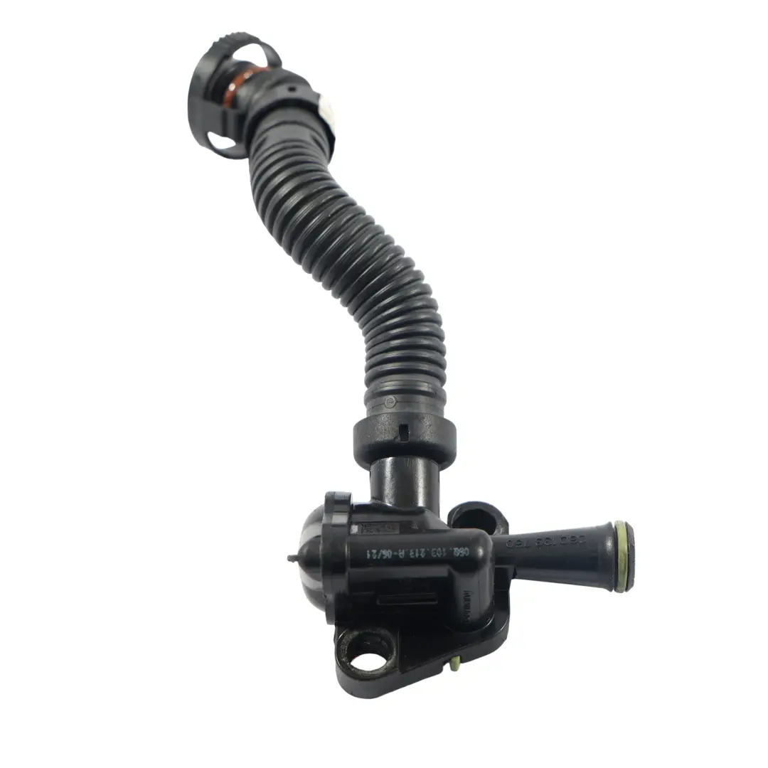 Volkswagen Golf Mk8 Tubo Respiradero Motor 2.0 TSI - SKU 06Q103213A - Número de pieza 06Q103213A