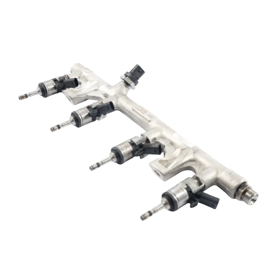 Audi A3 8Y 2.0 TFSI VW Golf Mk8 Rampe Injection Injecteurs SET - SKU 06Q133317B-1 - Numéro de pièce 06Q133317B