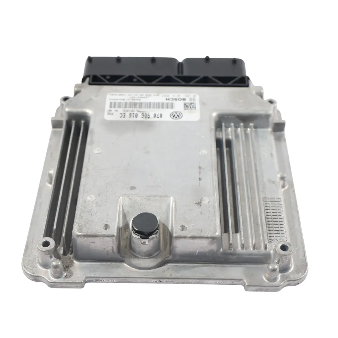 BNZ Motor 130HP Unidad Control ECU para Volkswagen Transporter 2.5 TDI con número de pieza 070906016EC Volkswagen Transporter 2.5 TDI BNZ Motor 130HP Unidad Control ECU - SKU 070906016EC - Número de pieza 070906016EC