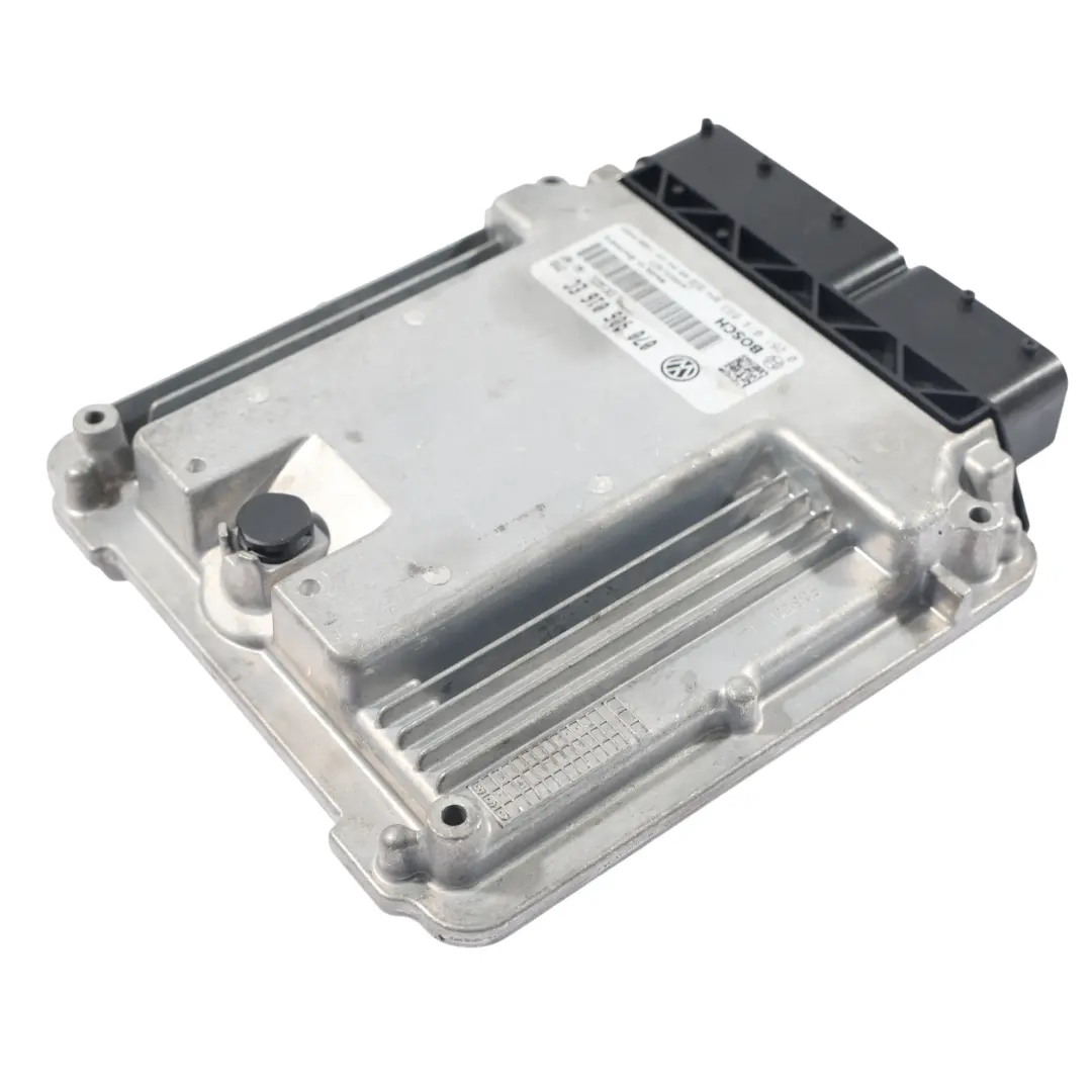 BNZ Sterownik Silnika Automat do Volkswagen Transporter 2.5 TDI o numerze 070906016EC Volkswagen Transporter 2.5 TDI BNZ Sterownik Silnika Automat - SKU 070906016EC - Numer Części 070906016EC