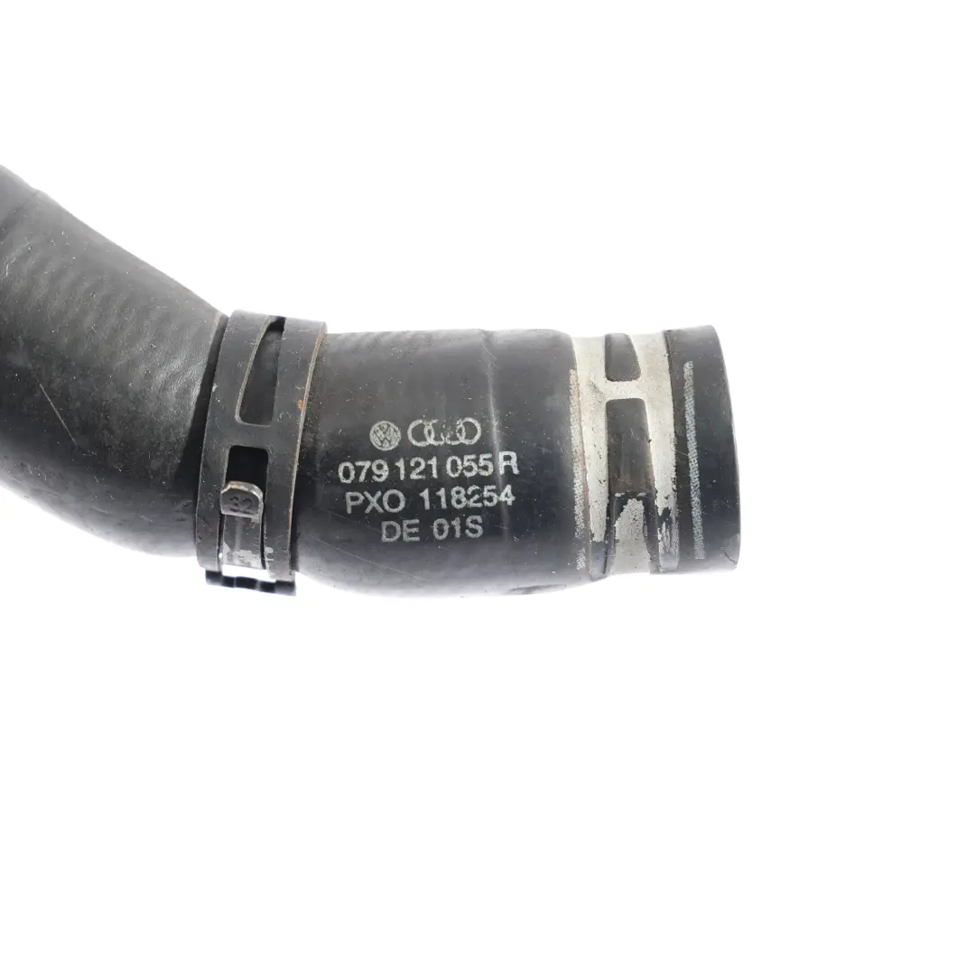 Durite Refroidissement Gauche 4.2 Essence CAUA pour Audi S5 8T à propos du numéro de pièce 079121065BJ Audi S5 8T Durite Refroidissement Gauche 4.2 Essence CAUA - SKU 079121065BJ - Numéro de pièce 079121065BJ