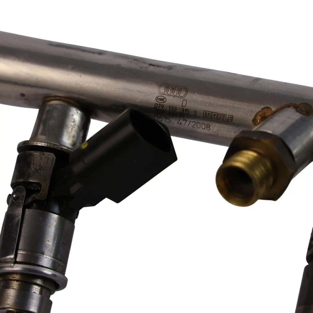 Iniezione Carburante Iniettori Tubo Sinistro per Audi S5 8T 4.2 FSI Linea con numero di parte 079133315S Audi S5 8T 4.2 FSI Linea Iniezione Carburante Iniettori Tubo Sinistro - SKU 079133315S - Numero di parte 079133315S