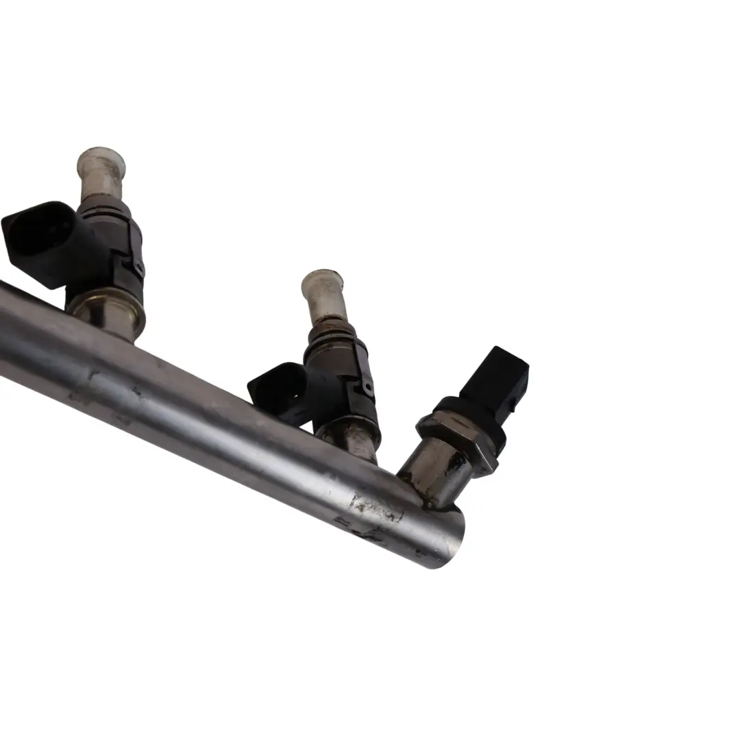 Rail D'Injection Droite 4.2 Petrol CAUA pour Audi S5 8T à propos du numéro de pièce 079133316R Audi S5 8T Rail D'Injection Droite 4.2 Petrol CAUA - SKU 079133316R - Numéro de pièce 079133316R