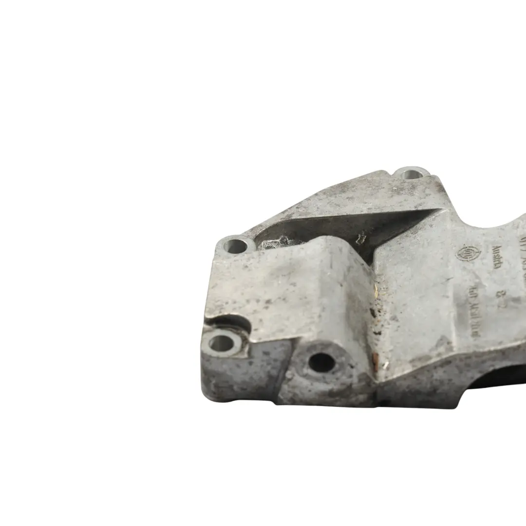 Support De Fixation D'Alternateur 4.2 FSI pour Audi A4 B8 S5 8T à propos du numéro de pièce 079903805E Audi A4 B8 S5 8T Support De Fixation D'Alternateur 4.2 FSI - SKU 079903805E - Numéro de pièce 079903805E