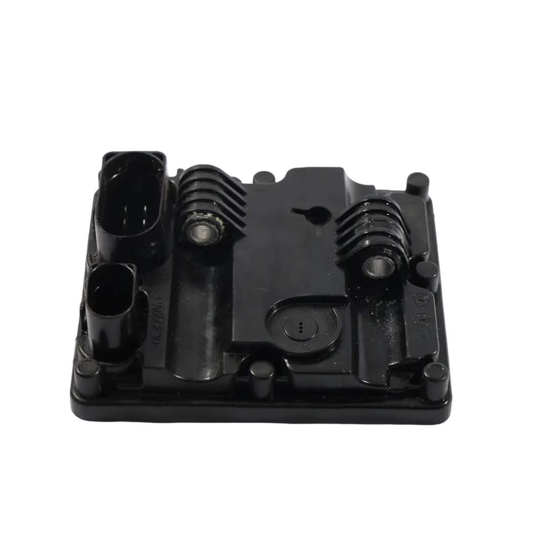 Modulo Controllo Differenziale Posteriore per Audi A1 8X Q3 8U VW Tiguan con numero di parte 0AY907554J Audi A1 8X Q3 8U VW Tiguan Modulo Controllo Differenziale Posteriore - SKU 0AY907554J - Numero di parte 0AY907554J