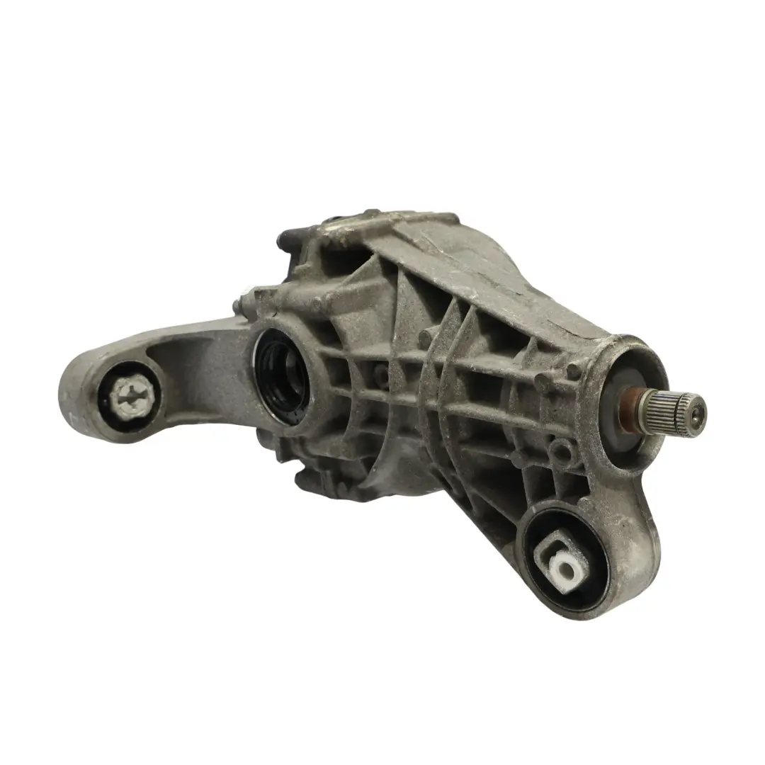 CRCA Dyferencjał Dyfer Tylny Tył do Volkswagen Touareg 3.0 TDI o numerze 0BP525015K Volkswagen Touareg 3.0 TDI CRCA Dyferencjał Dyfer Tylny Tył - SKU 0BP525015K - Numer Części 0BP525015K