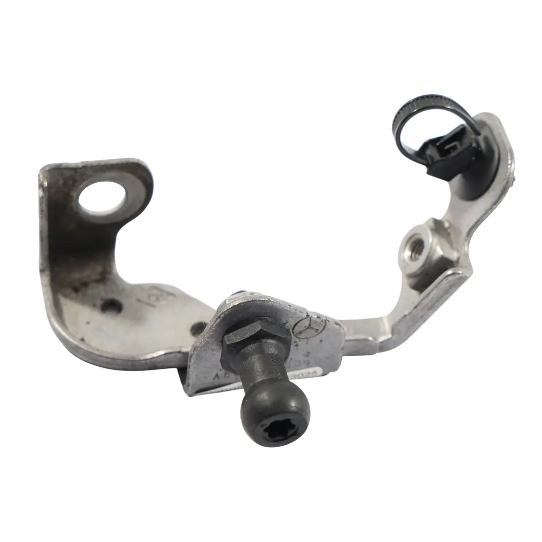 Uchwyt Mocowanie Czujnika Ciśnienia Paliwa do Mercedes W176 o numerze 100219969R Mercedes W176 Uchwyt Mocowanie Czujnika Ciśnienia Paliwa - SKU 100219969R - Numer Części 100219969R