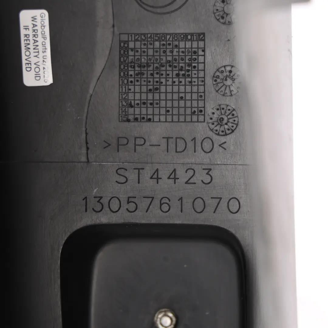 Mk3 Bumper Corner Side Moulding Trim Rear Right O/S to Citroën Relay with Part number 1305761070 Citroën Relay Mk3 Bumper Corner Side Moulding Trim Rear Right O/S - SKU 1305761070 - Part number 1305761070