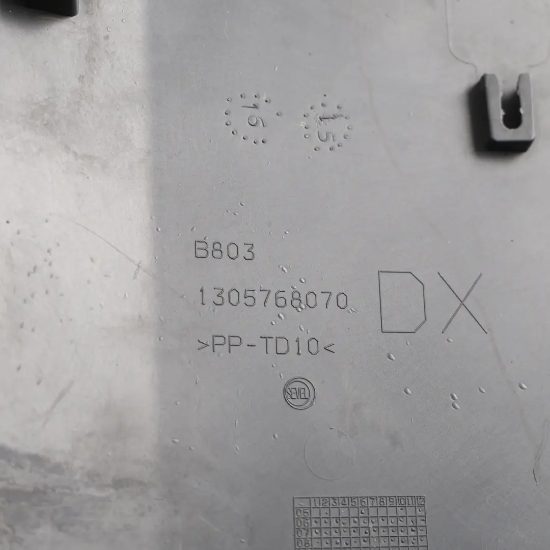 Mk3 Wheel Arch Corner Side Moulding Trim Rear Right O/S to Citroën Relay with Part number 1305768070 Citroën Relay Mk3 Wheel Arch Corner Side Moulding Trim Rear Right O/S - SKU 1305768070 - Part number 1305768070