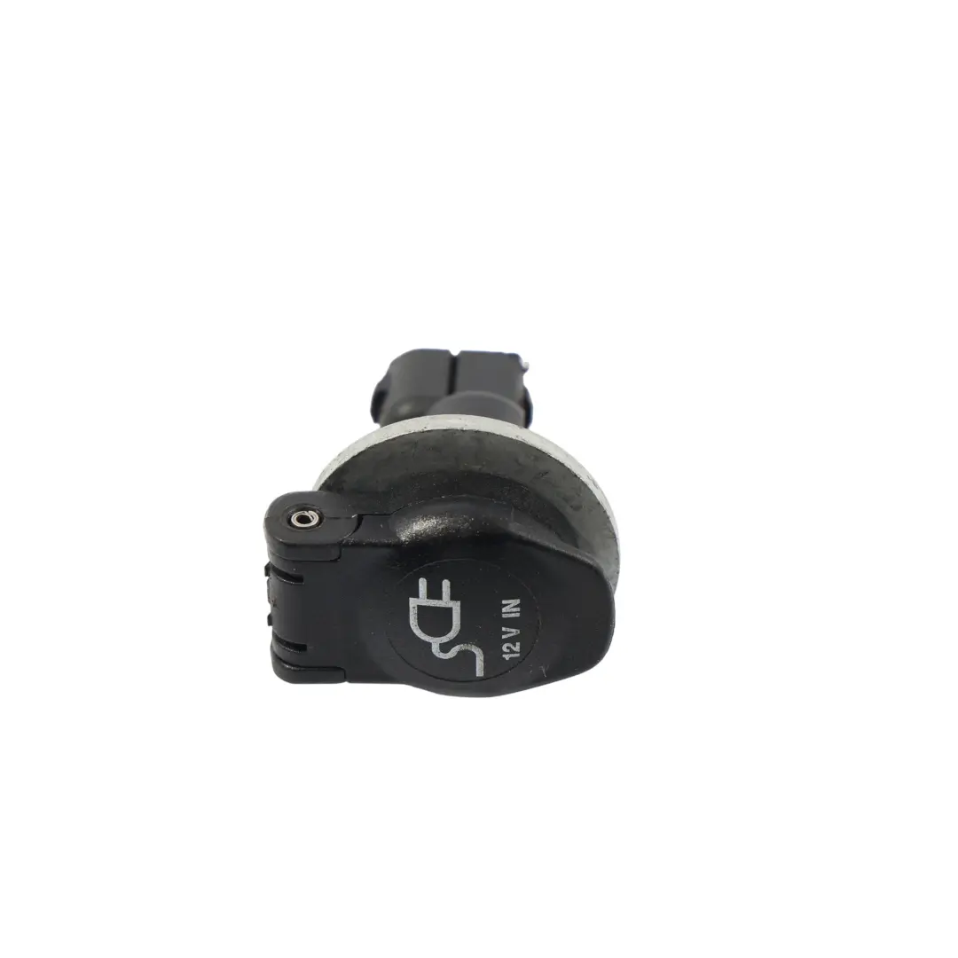 Gniazdo Wtyczka Ładowania12V do BMW F02 o numerze 1391630 BMW F02 Gniazdo Wtyczka Ładowania12V - SKU 1391630 - Numer Części 1391630